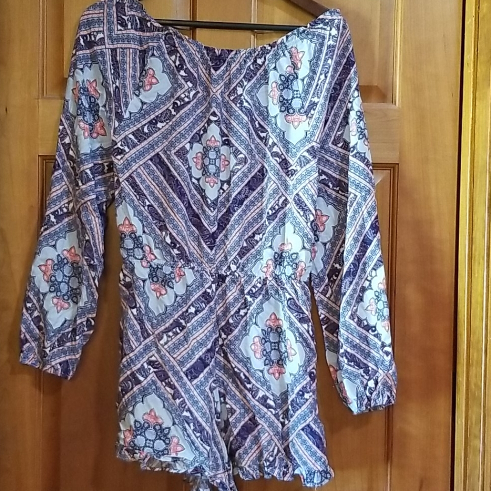 Romper - Picture 6 of 6